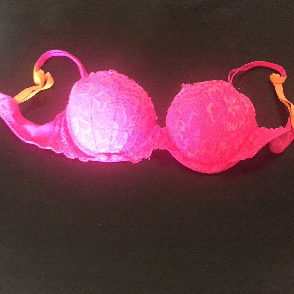 PINK VS lace bra
